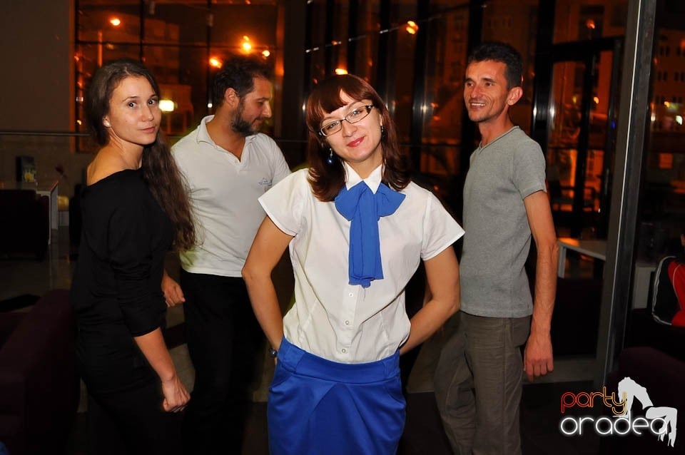 Karaoke Party în Blondy's Art Café, 