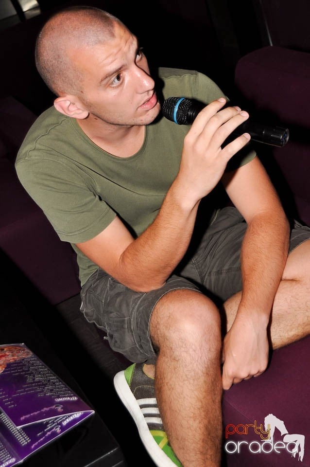 Karaoke Party în Blondy's Art Café, 