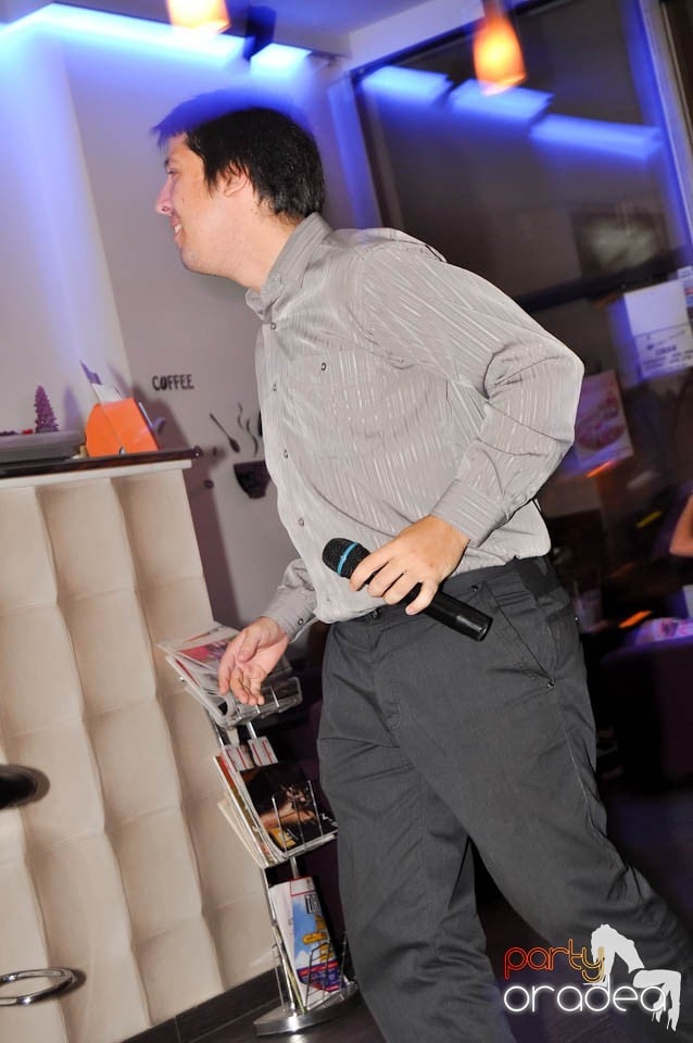 Karaoke Party în Blondy's Art Café,