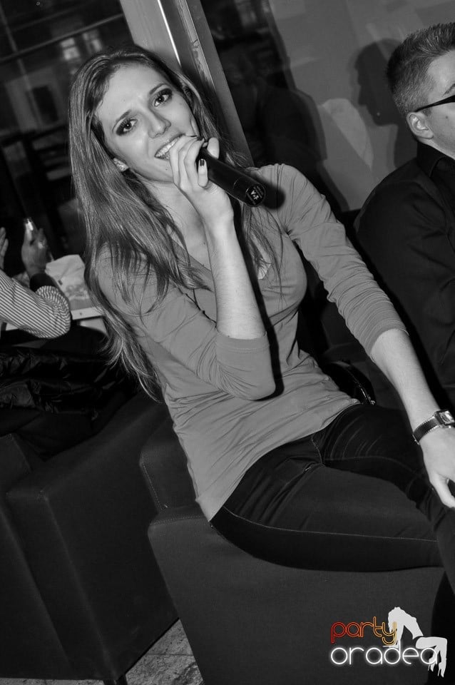 Karaoke Party în Blondy's Art Café, 