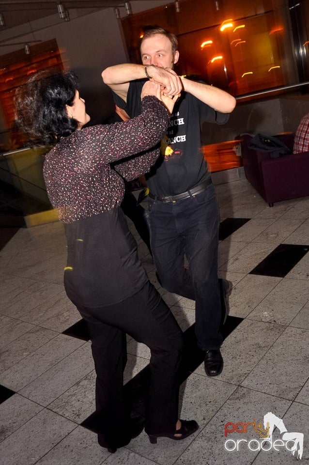 Karaoke Party în Blondy's Art Café, 