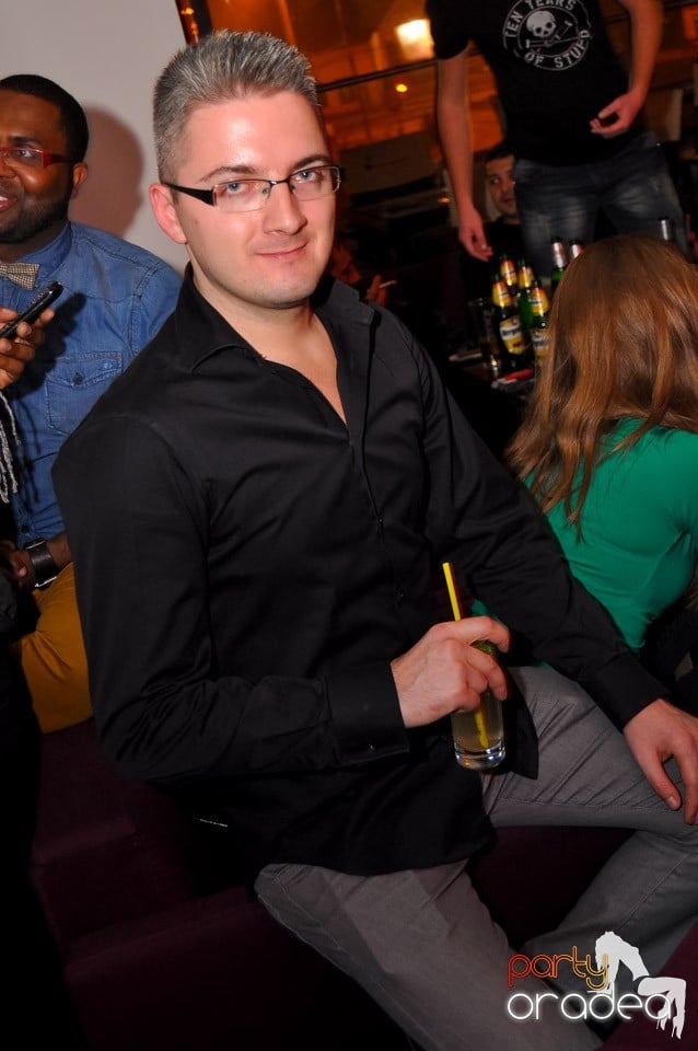 Karaoke Party în Blondy's Art Café, 