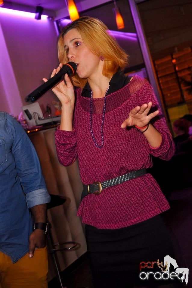 Karaoke Party în Blondy's Art Café, 