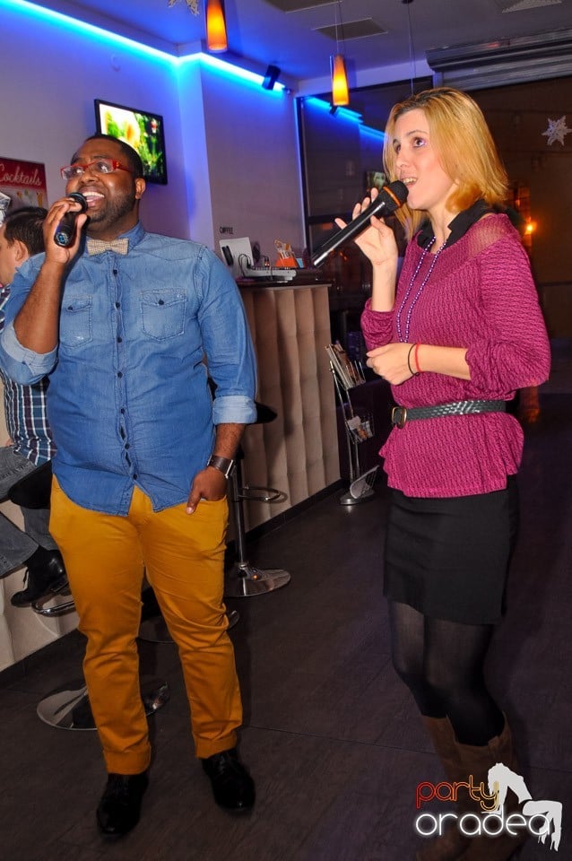 Karaoke Party în Blondy's Art Café, 