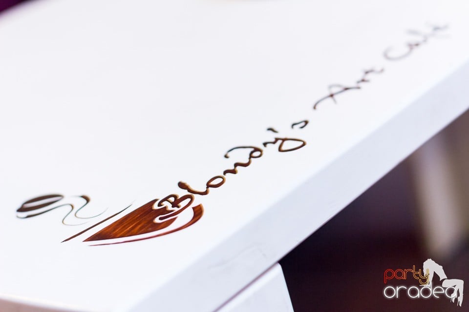 Karaoke Party în Blondy's Art Cafe, 