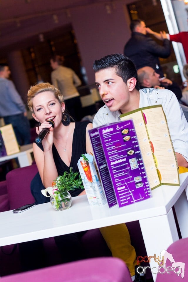 Karaoke Party în Blondy's Art Cafe, 