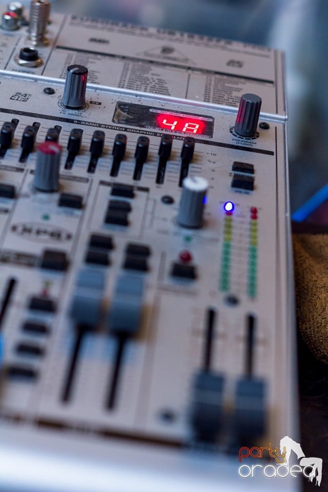 Karaoke Party în Blondy's Art Cafe, 