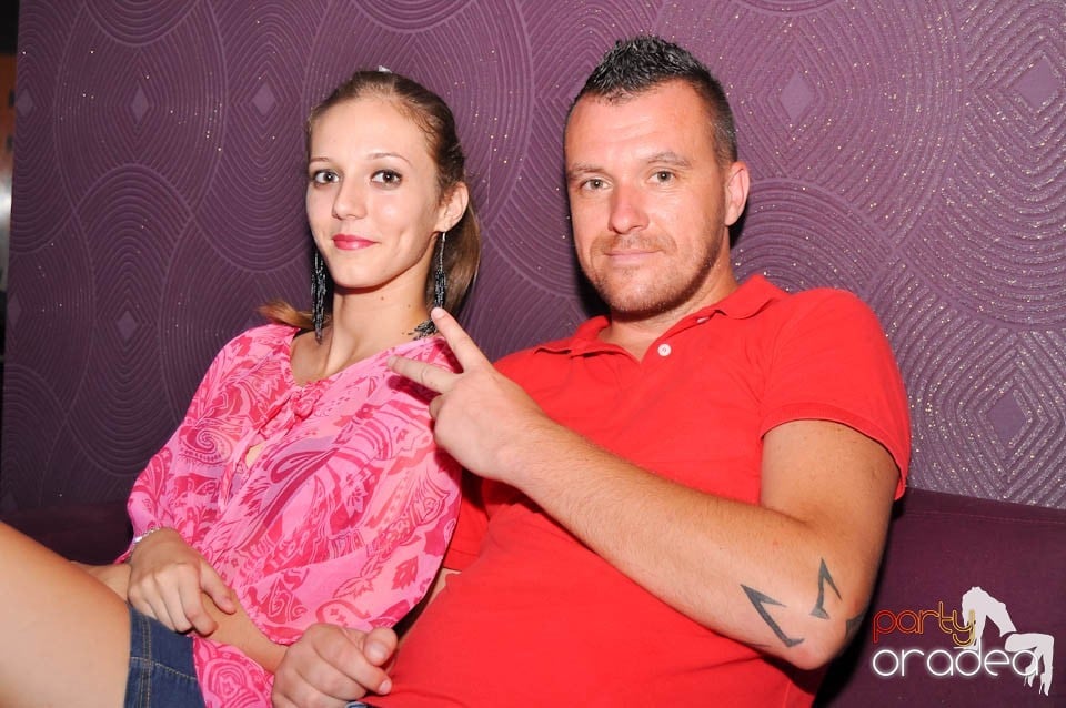 Karaoke Party în Blondy's Art Café,
