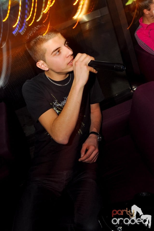 Karaoke Party în Blondy's, 