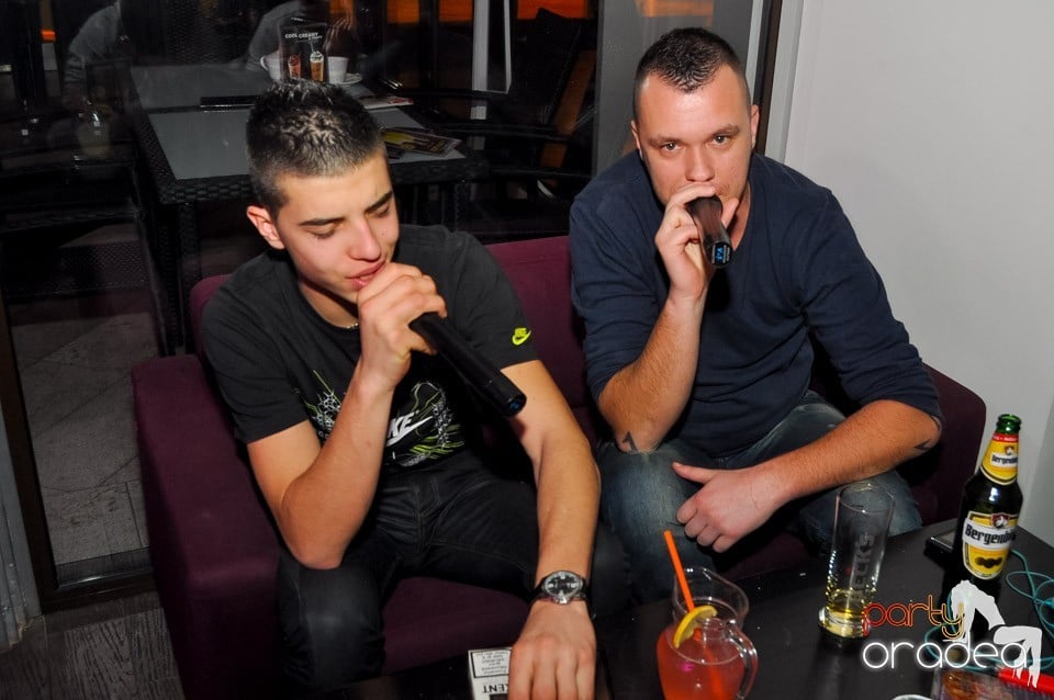 Karaoke Party în Blondy's, 