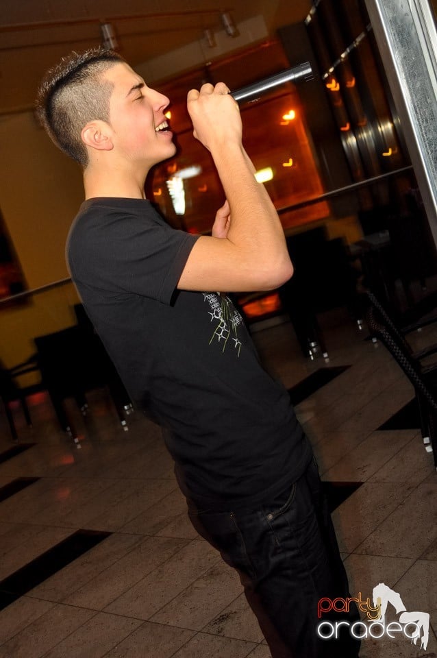 Karaoke Party în Blondy's, 