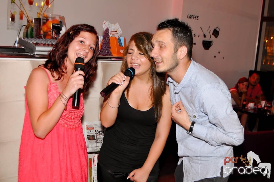 Karaoke Party în Blondy's, 