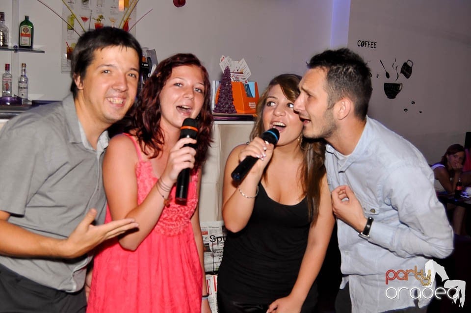 Karaoke Party în Blondy's, 