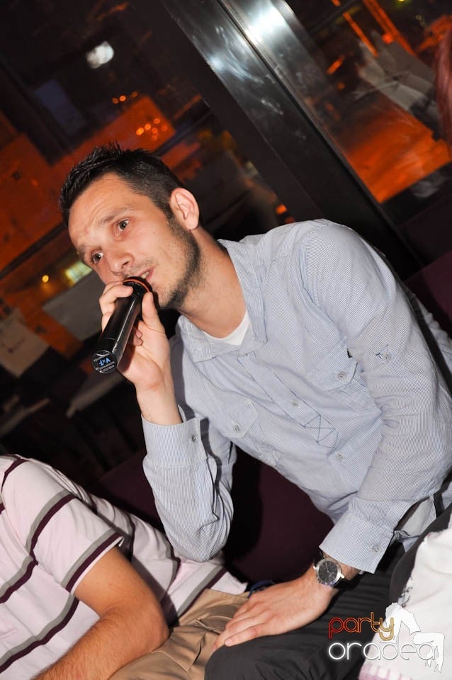 Karaoke Party în Blondy's, 
