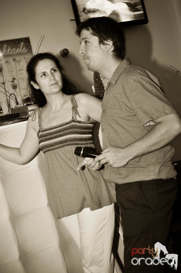 Karaoke Party în Blondy's, 