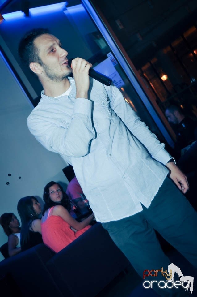 Karaoke Party în Blondy's, 