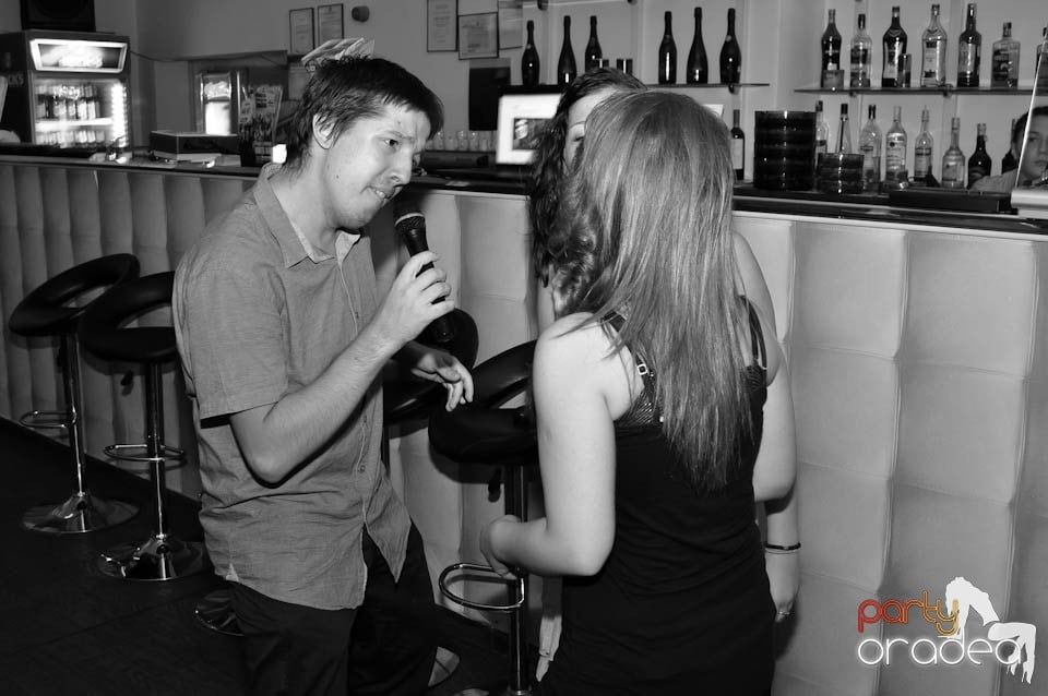 Karaoke Party în Blondy's, 