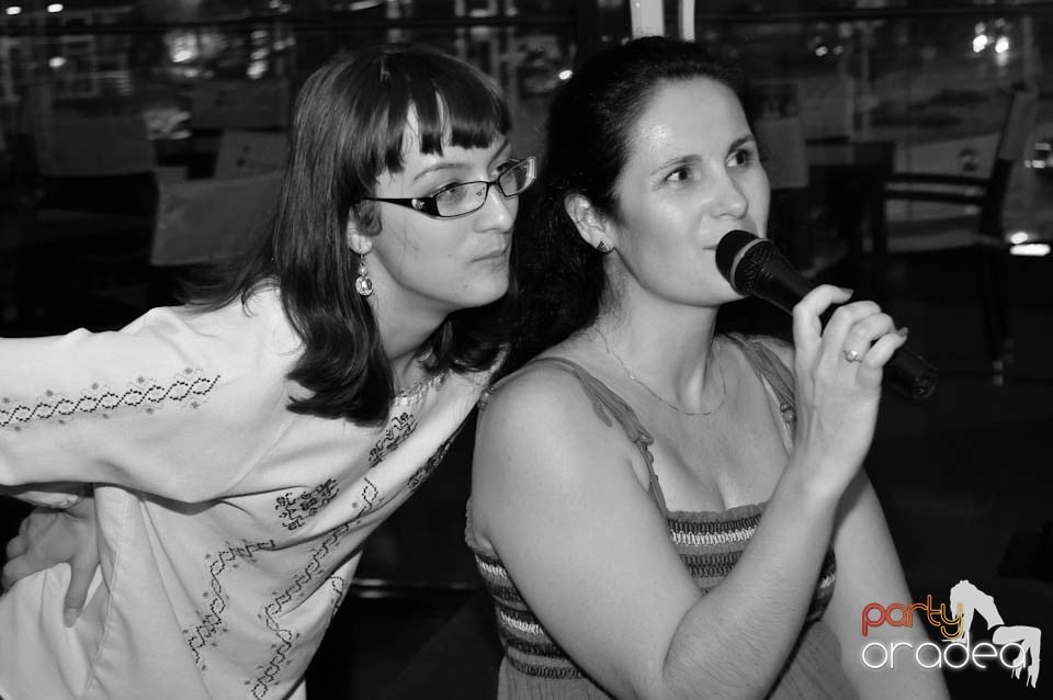 Karaoke Party în Blondy's, 