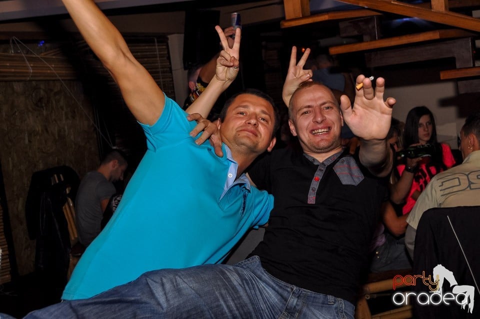 Karaoke Party / Saturday Night Party, Zulu Caffe