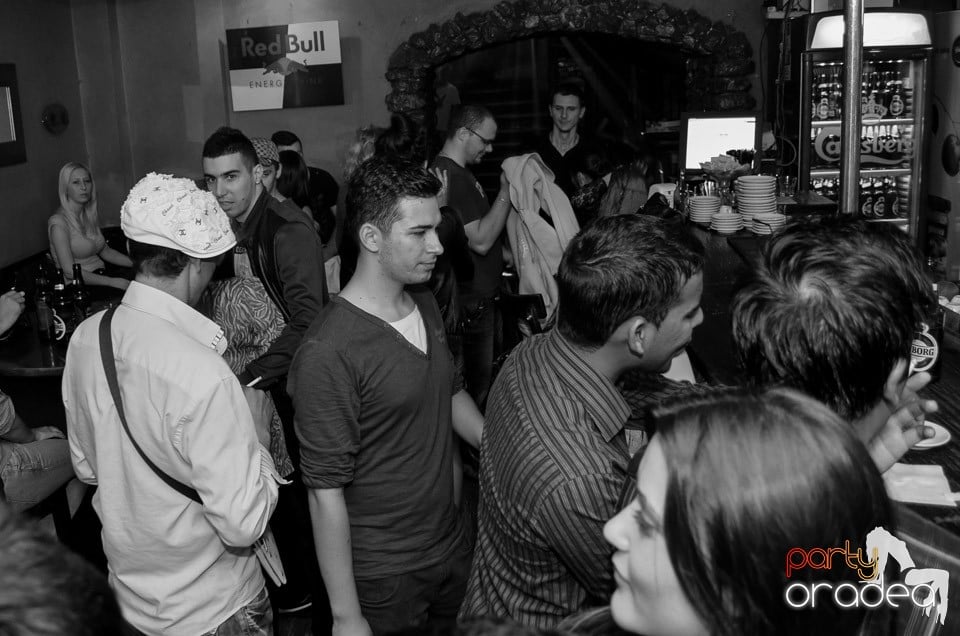 Keep on Dancing @ Club Downtown,
