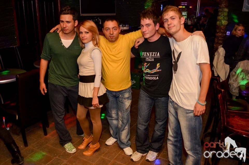Keep on Dancing @ Club Downtown,