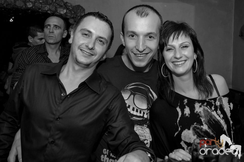 Keep on Dancing @ Club Downtown,