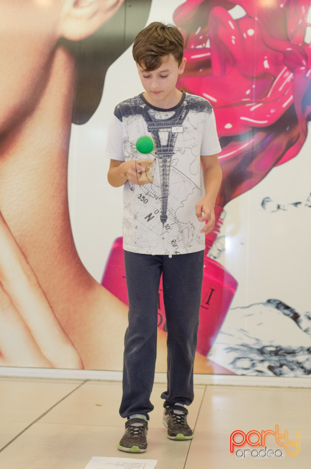 Kendama Contest @ Lotus Center, Lotus Center