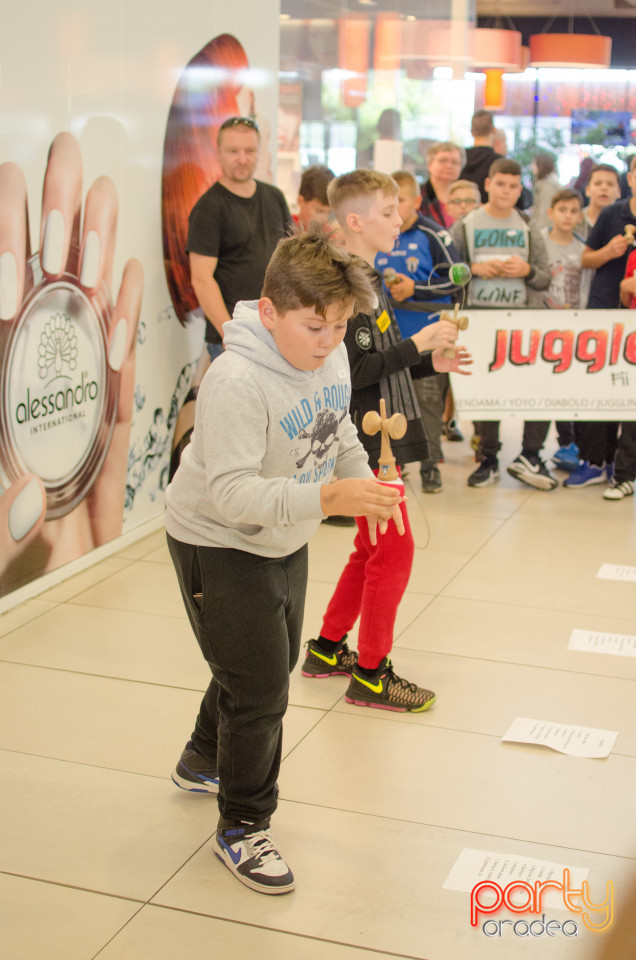 Kendama Contest @ Lotus Center, Lotus Center