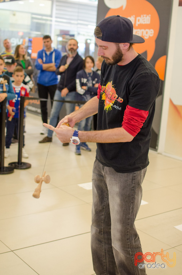 Kendama Contest @ Lotus Center, Lotus Center