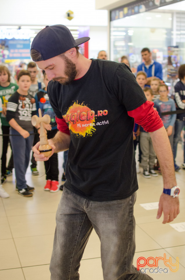 Kendama Contest @ Lotus Center, Lotus Center