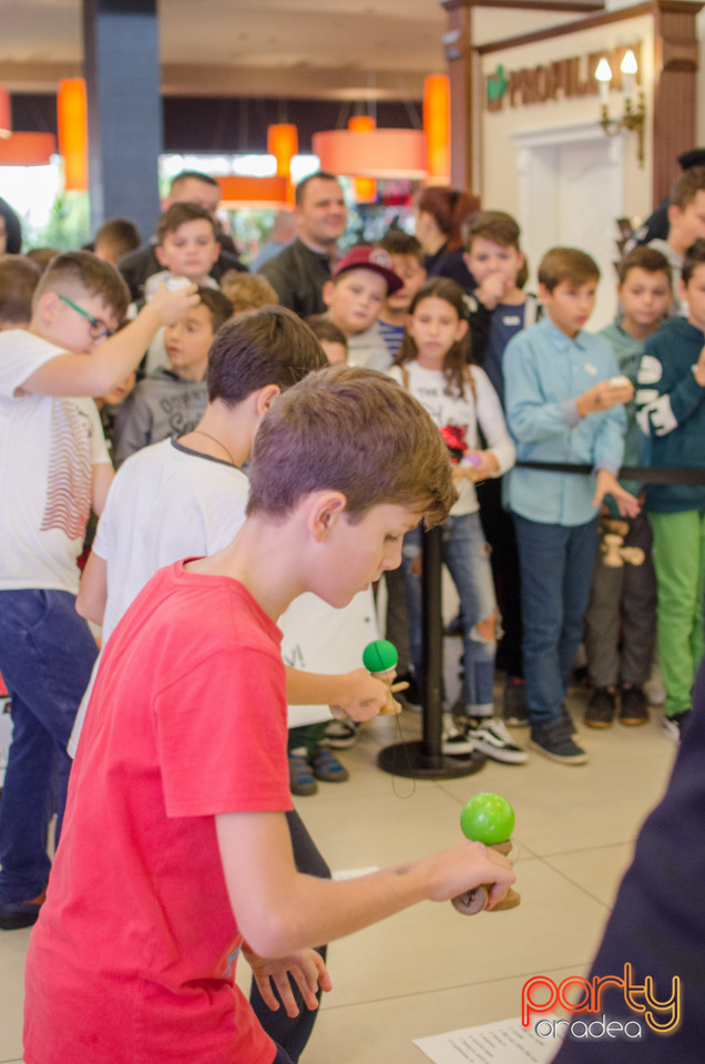 Kendama Contest @ Lotus Center, Lotus Center