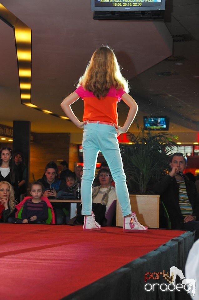 Kids Fashion Show, Lotus Center