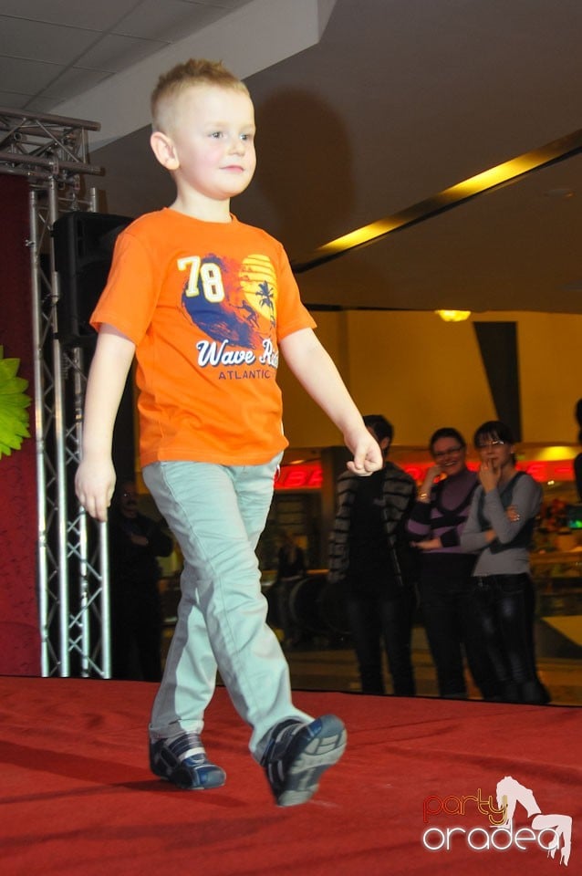 Kids Fashion Show, Lotus Center