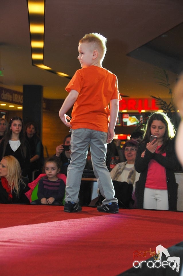 Kids Fashion Show, Lotus Center