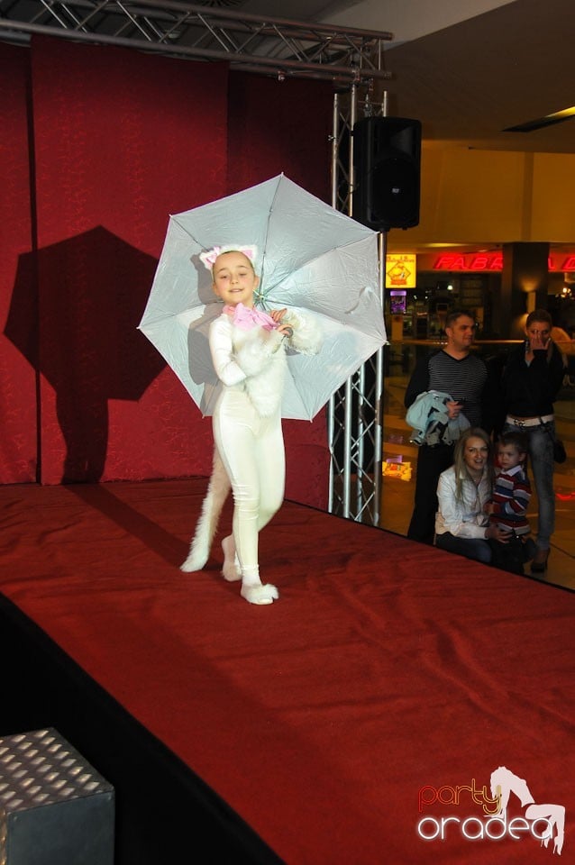 Kids Fashion Show, Lotus Center