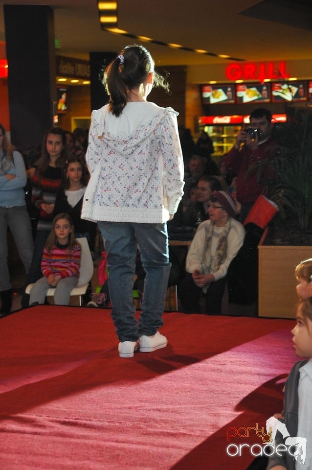 Kids Fashion Show, Lotus Center