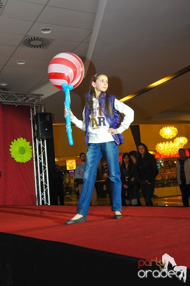 Kids Fashion Show, Lotus Center