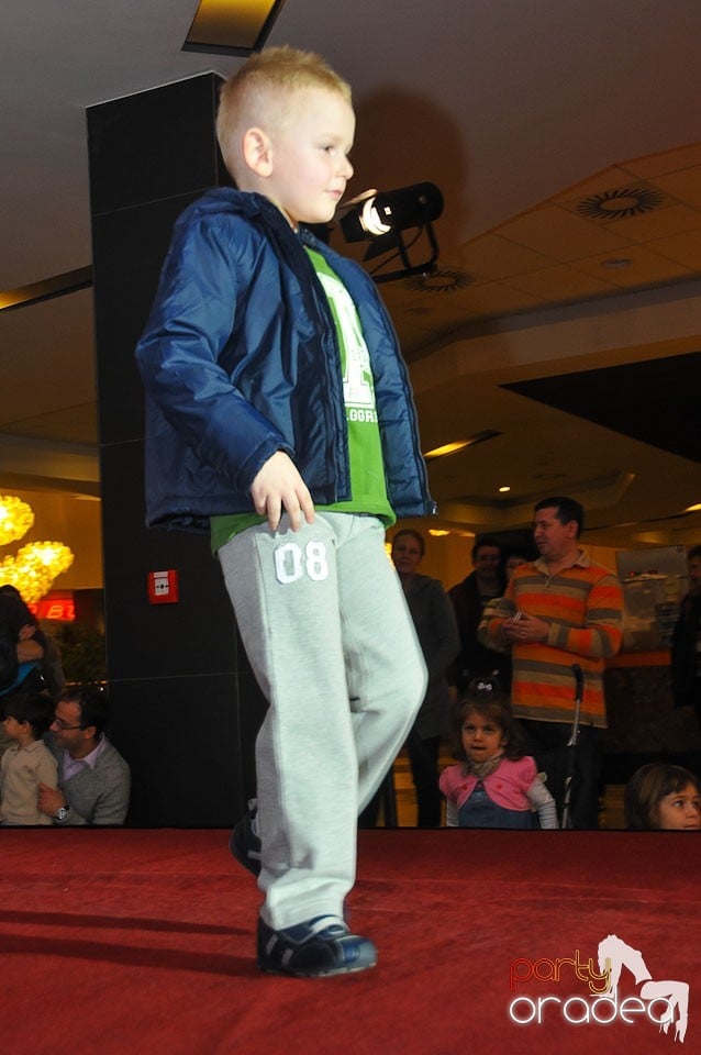 Kids Fashion Show, Lotus Center