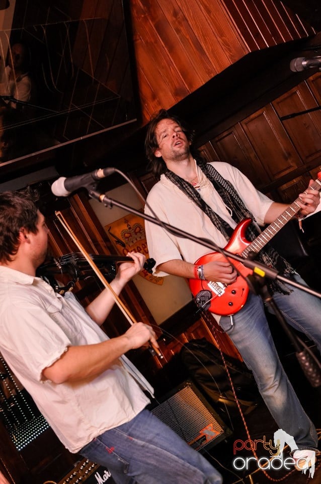 Kiss Barna şi Villon Trio în Queen's, Queen's Music Pub