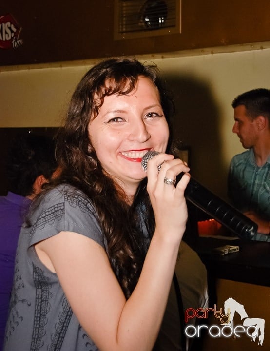 La adâncime în club Yellow, 