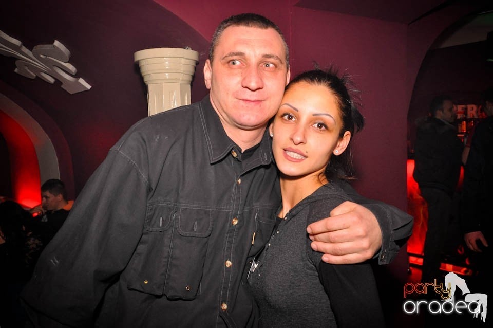 Ladies Jeans Night în Atti's, 