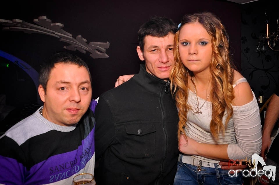 Ladies Jeans Night în Atti's, 