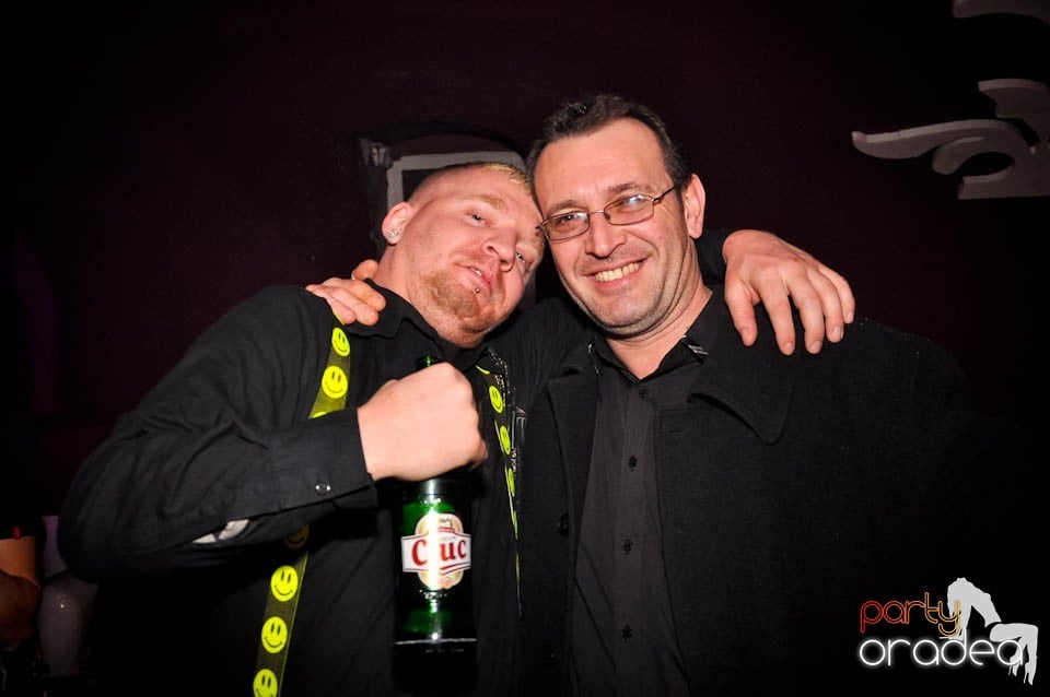 Ladies Jeans Night în Atti's, 