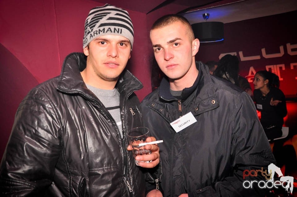 Ladies Jeans Night în Atti's, 