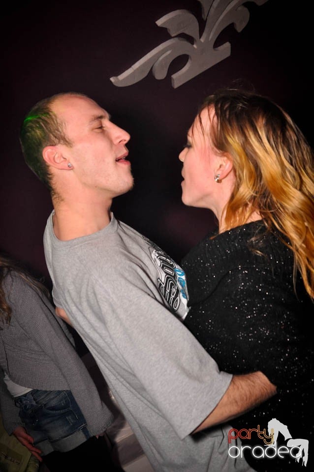 Ladies Jeans Night în Atti's, 