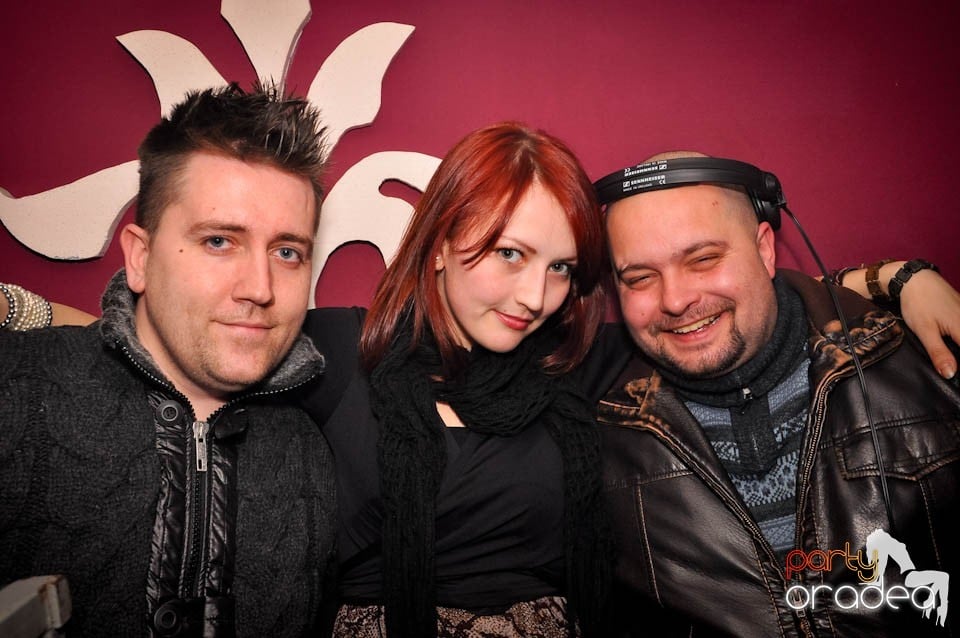 Ladies Jeans Night în Atti's, 