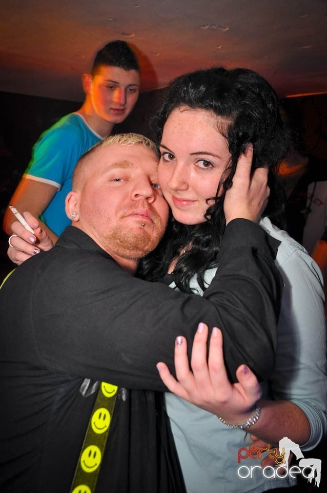 Ladies Jeans Night în Atti's, 