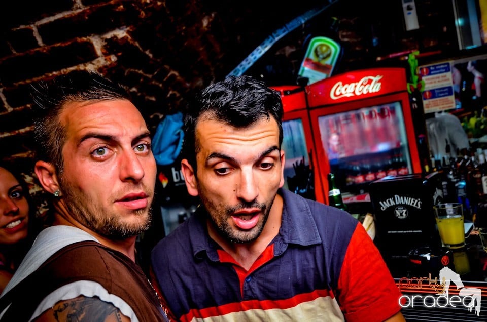 Lakodalmas-mulatos party, 