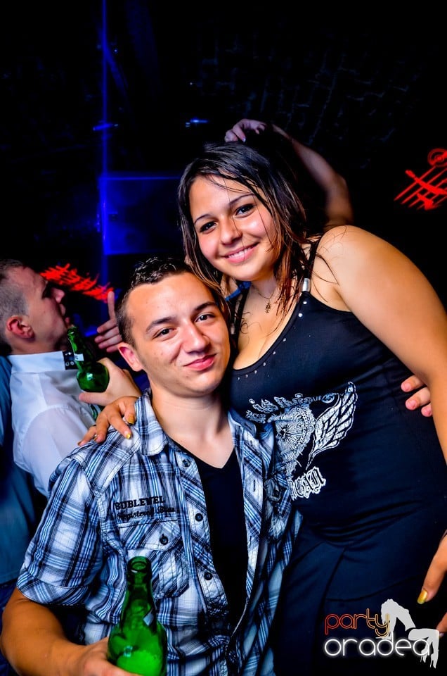 Lakodalmas-mulatos party, 