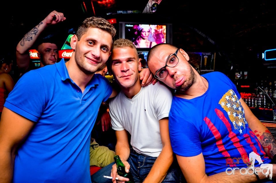 Lakodalmas-mulatos party, 